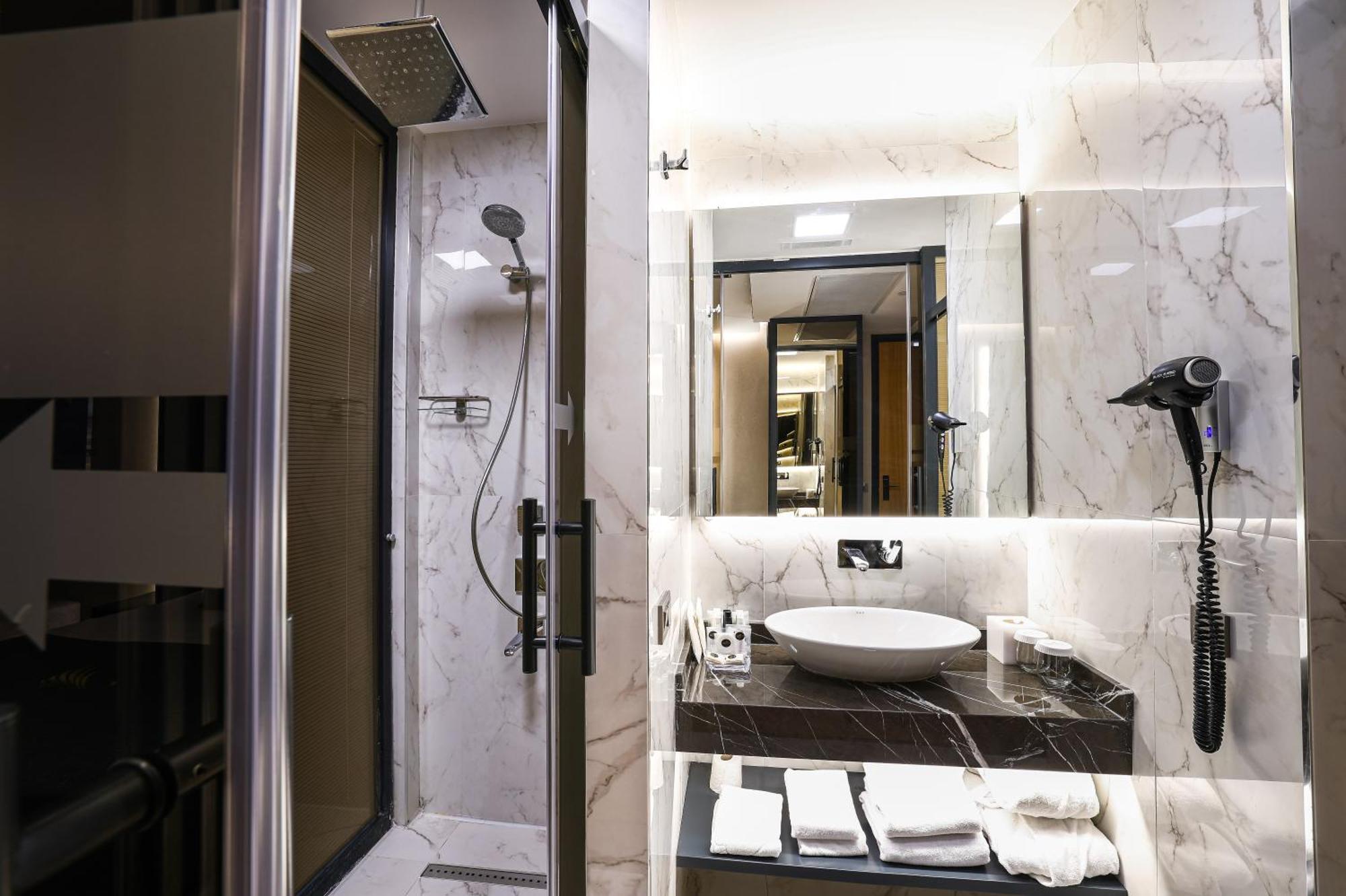 Hotel Broyt 4*